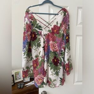 Bell sleeve mini dress